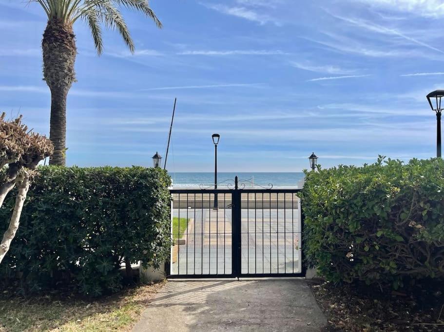Lc Apartaments Voramar Benicàssim Eksteriør bilde